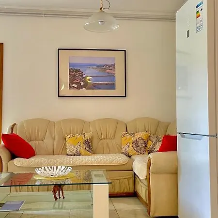 Neven Apartamento Omiš