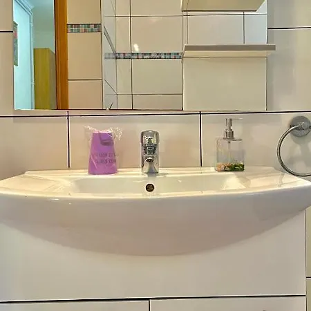 Neven Apartamento Omiš