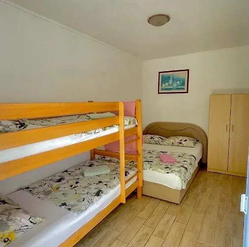 Neven Apartman Omiš